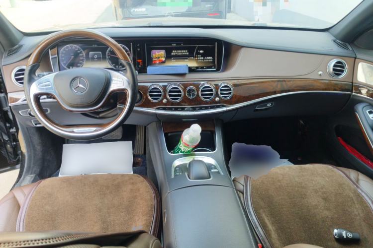 Used Mercedes-Benz S-Class 2014 S 400 L HYBRID Center Console