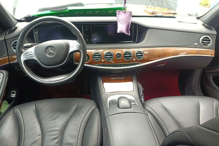 Used Mercedes-Benz S-Class 2014 S 400 L Prestige Edition Center Console