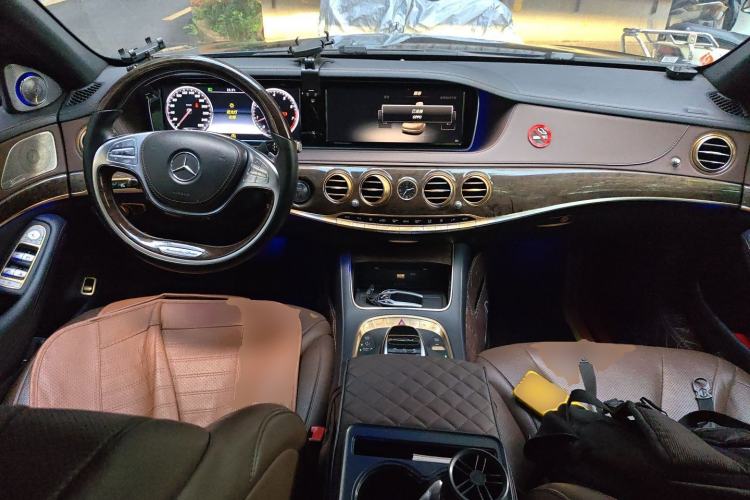 Used Mercedes-Benz S-Class 2014 S 320 L Business Model Center Console