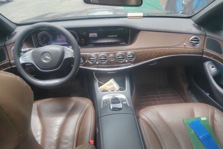 Used Mercedes-Benz S-Class 2014 S 320 L Business Model Center Console