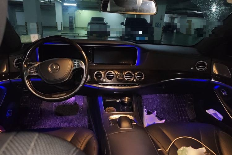 Used Mercedes-Benz S-Class 2014 S 400 L HYBRID Center Console