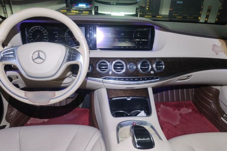 Used Mercedes-Benz S-Class 2014 S 320 L Business Model Center Console