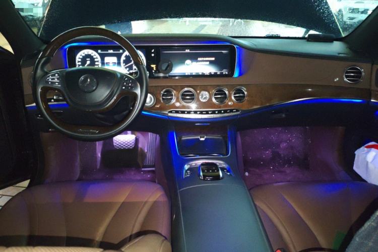 Used Mercedes-Benz S-Class 2014 S 320 L Business Model Center Console