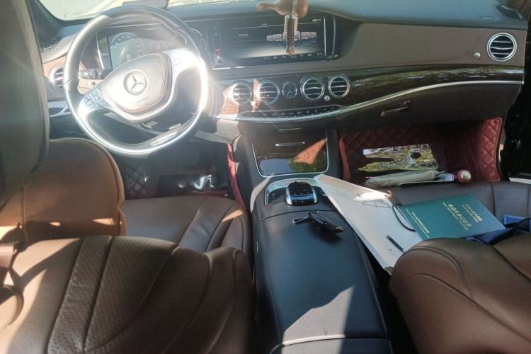 Used Mercedes-Benz S-Class 2014 S 320 L Business Model Center Console