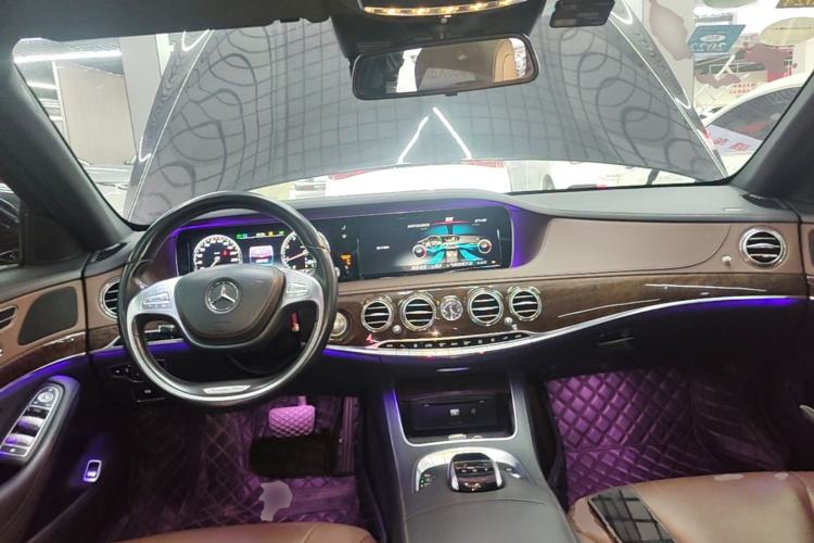 Used Mercedes-Benz S-Class 2014 S 320 L Business Model Center Console