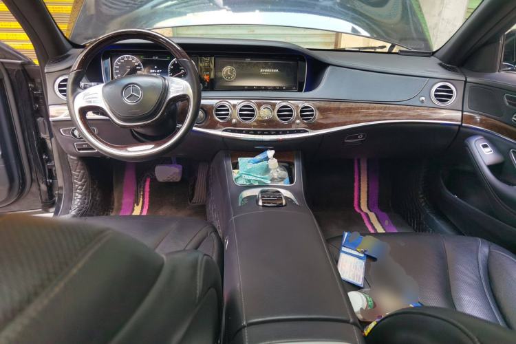 Used Mercedes-Benz S-Class 2014 S 320 L Business Model Center Console