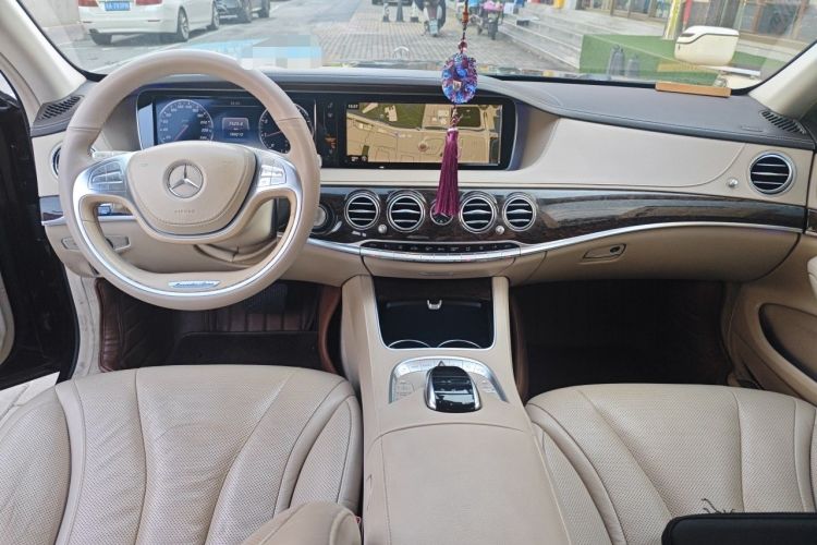 Used Mercedes-Benz S-Class 2014 S 320 L Business Model Center Console