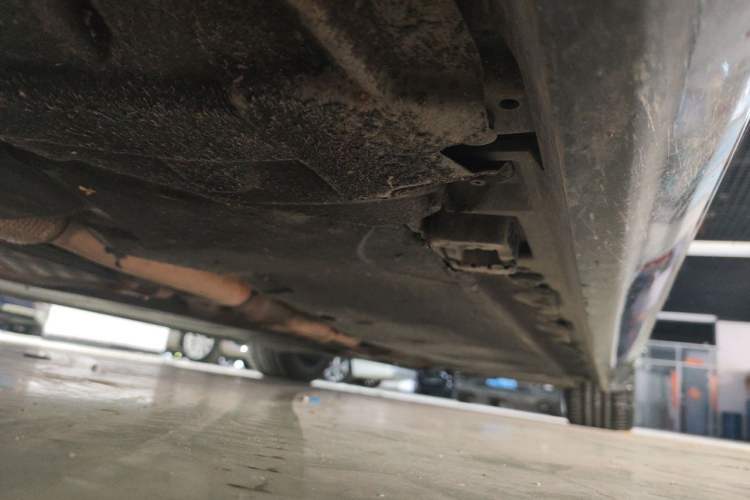 Used Mercedes-Benz S-Class 2014 S 400 L HYBRID Chassis Front Left