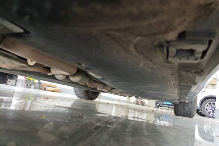 Used Mercedes-Benz S-Class 2014 S 400 L HYBRID Chassis Front Left