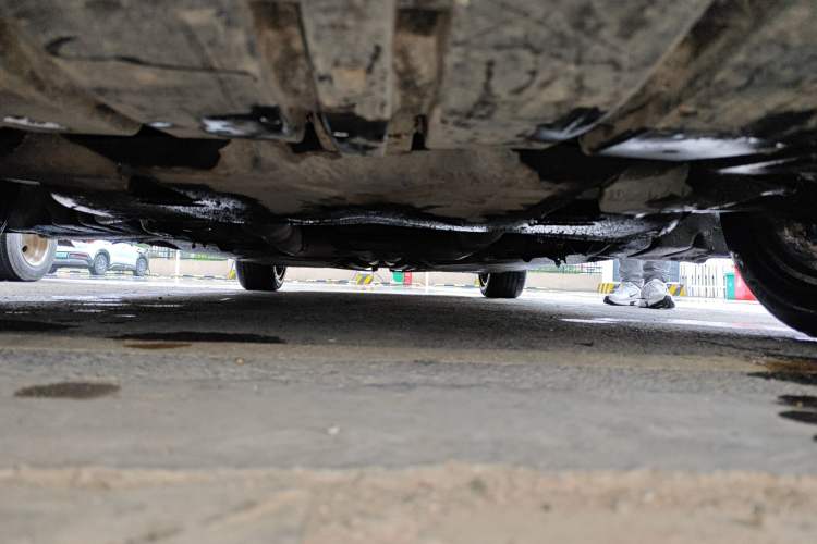 Used Mercedes-Benz S-Class 2014 S 320 L Business Model Chassis Front
