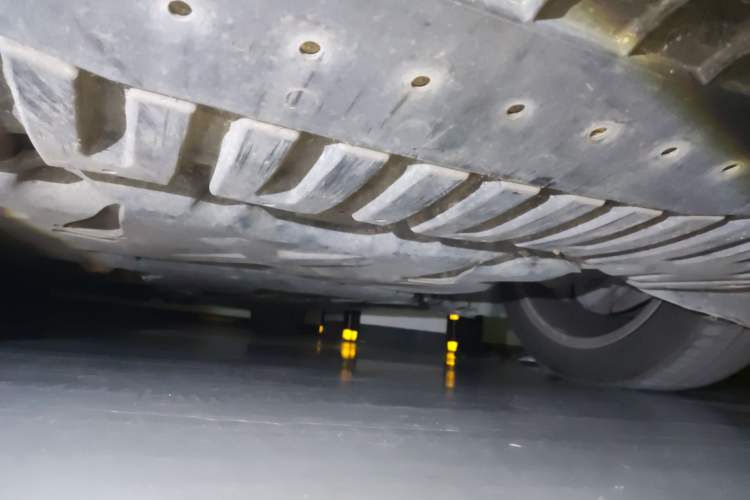 Used Mercedes-Benz S-Class 2014 S 400 L Luxury Model Chassis Front
