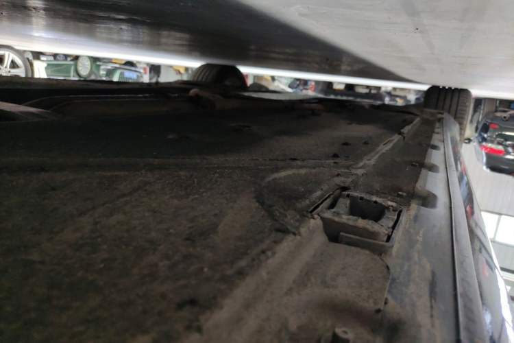 Used Mercedes-Benz S-Class 2014 S 320 L Business Model Chassis Rear Left