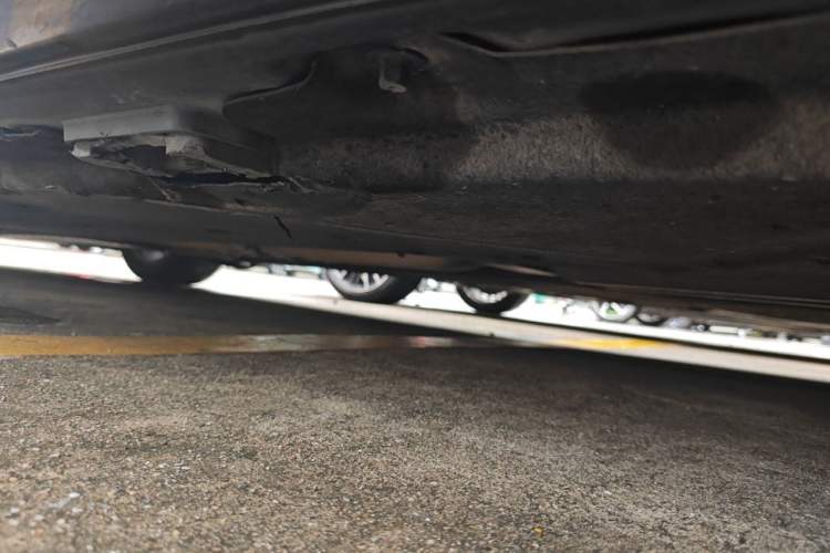 Used Mercedes-Benz S-Class 2014 S 320 L Business Model Chassis Rear Left