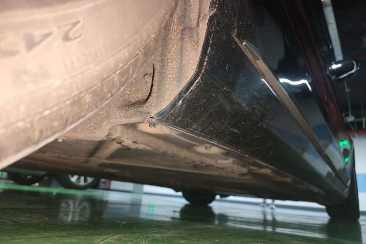 Used Mercedes-Benz S-Class 2014 S 320 L Business Model Chassis Rear Right
