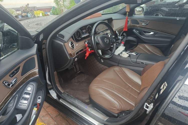 Used Mercedes-Benz S-Class 2014 S 320 L Business Model Driver Seat