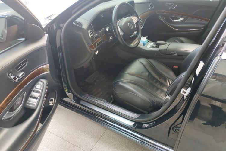 Used Mercedes-Benz S-Class 2014 S 400 L Prestige Edition Driver Seat