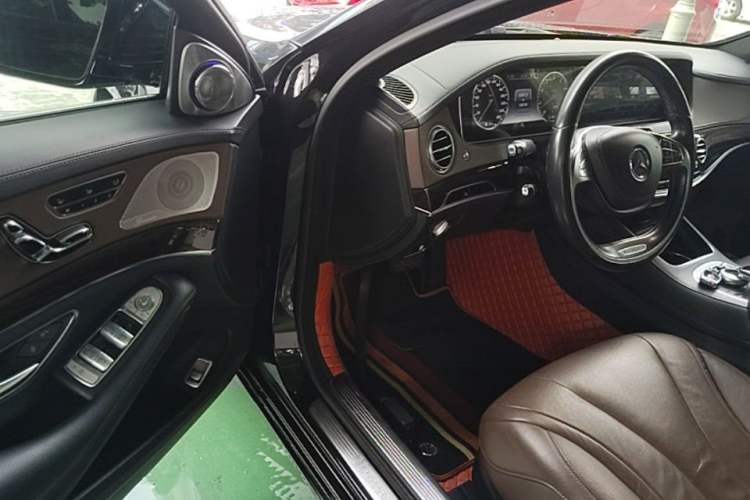 Used Mercedes-Benz S-Class 2014 S 320 L Business Model Driver Seat