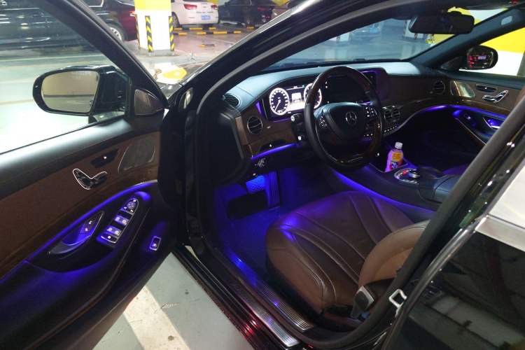 Used Mercedes-Benz S-Class 2014 S 400 L Prestige Edition Driver Seat