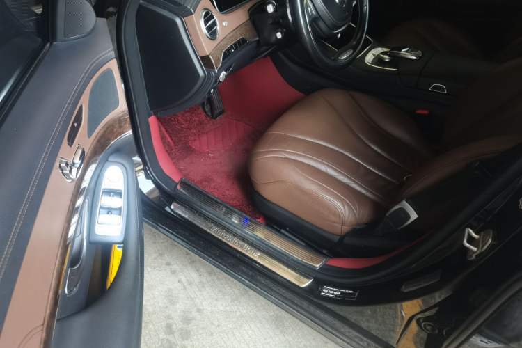 Used Mercedes-Benz S-Class 2014 S 320 L Business Model Driver Seat