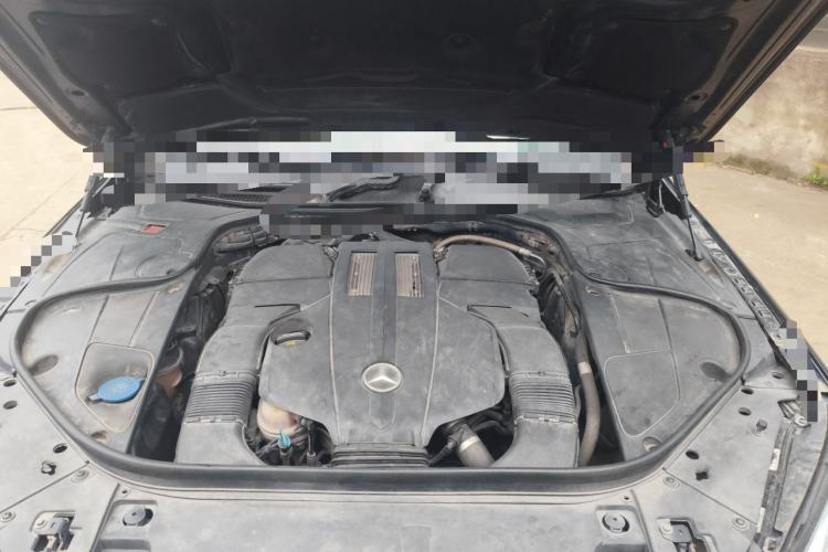 Used Mercedes-Benz S-Class 2014 S 320 L Business Model Engine Bay