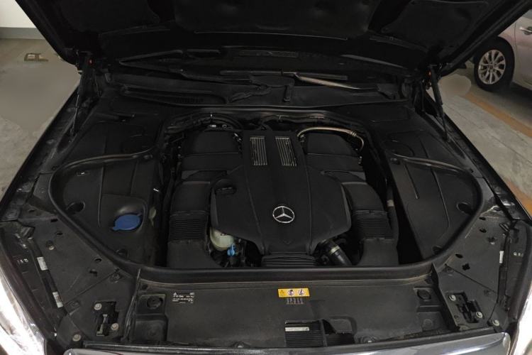 Used Mercedes-Benz S-Class 2014 S 320 L Business Model Engine Bay