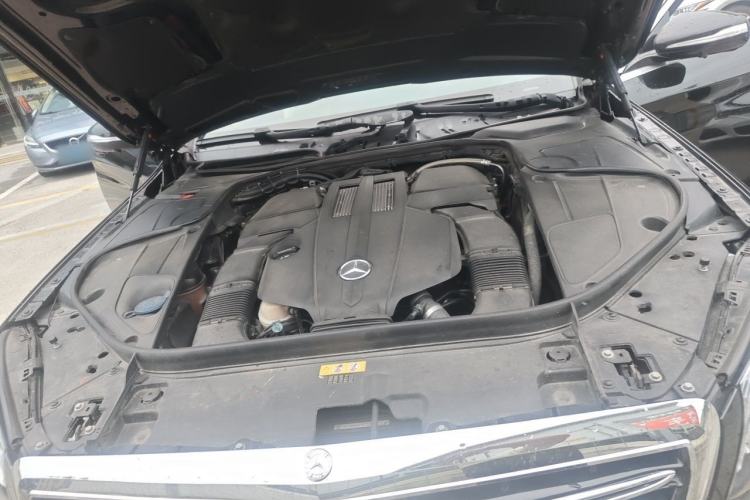 Used Mercedes-Benz S-Class 2014 S 320 L Luxury Model Engine Bay