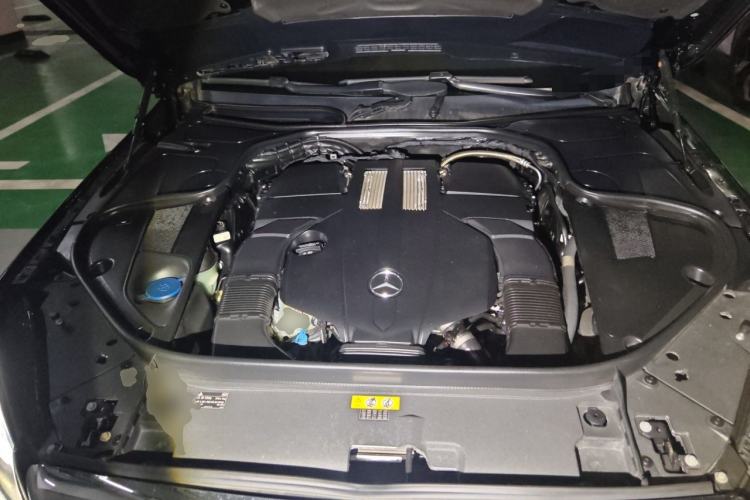 Used Mercedes-Benz S-Class 2014 S 400 L Prestige Edition Engine Bay