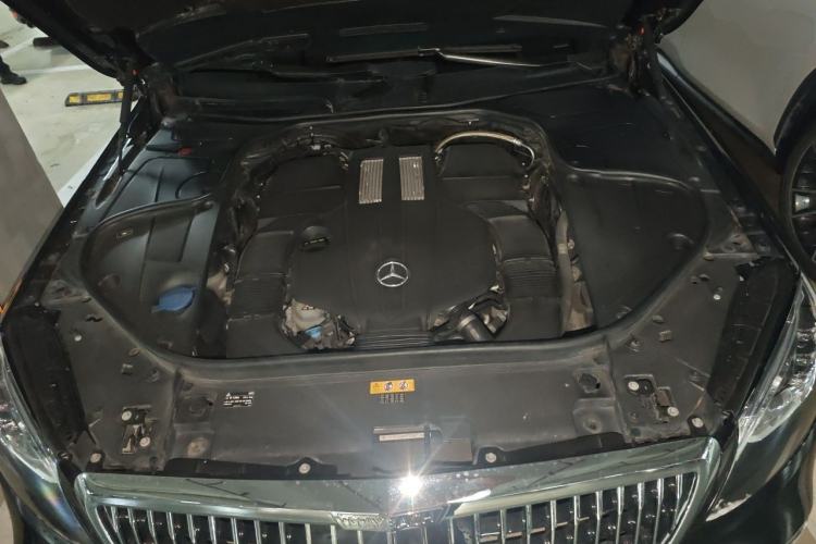 Used Mercedes-Benz S-Class 2014 S 320 L Business Model Engine Bay