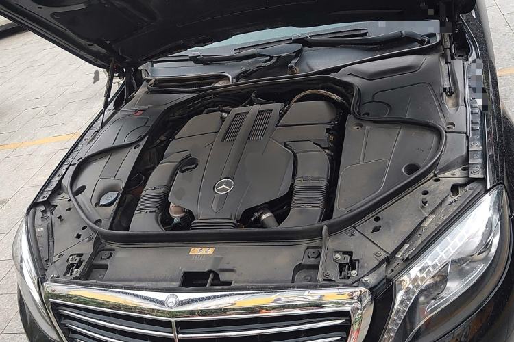 Used Mercedes-Benz S-Class 2014 S 320 L Business Model Engine Bay
