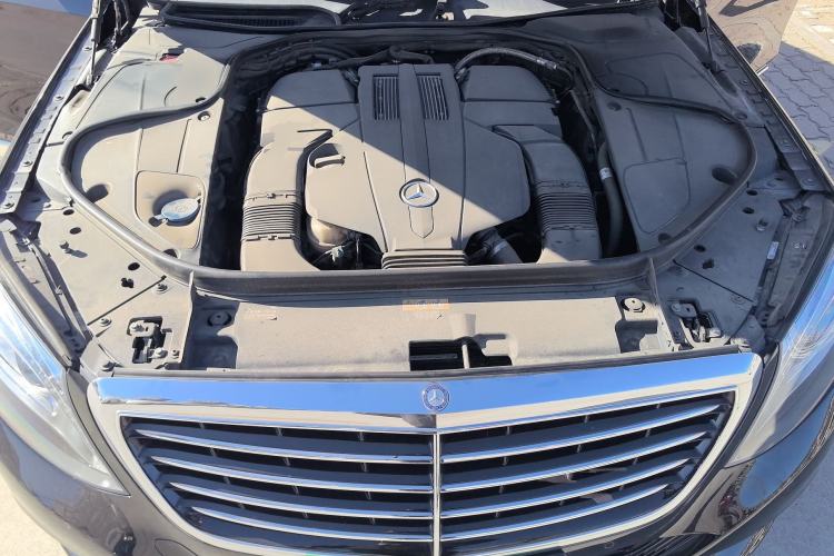 Used Mercedes-Benz S-Class 2014 S 320 L Business Model Engine Bay