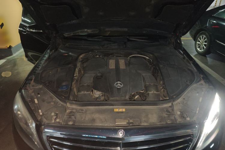 Used Mercedes-Benz S-Class 2014 S 320 L Business Model Engine Bay