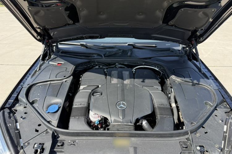 Used Mercedes-Benz S-Class 2014 S 320 L Business Model Engine Bay