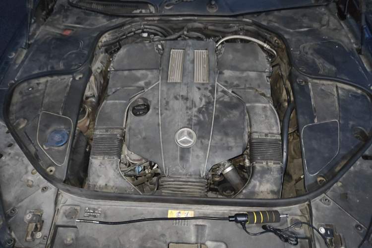 Used Mercedes-Benz S-Class 2014 S 320 L Business Model Engine Bay