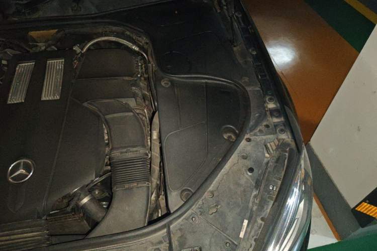Used Mercedes-Benz S-Class 2014 S 320 L Business Model Engine Bay Left