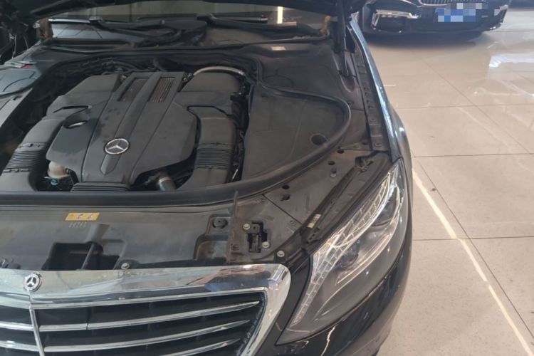 Used Mercedes-Benz S-Class 2014 S 320 L Luxury Model Engine Bay Left
