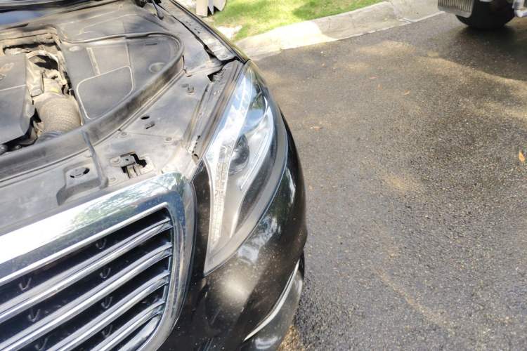 Used Mercedes-Benz S-Class 2014 S 500 L Engine Bay Left