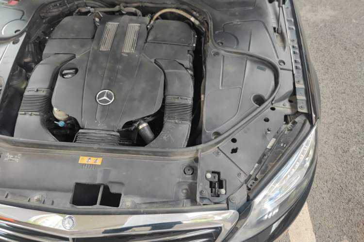 Used Mercedes-Benz S-Class 2014 S 320 L Business Model Engine Bay Left