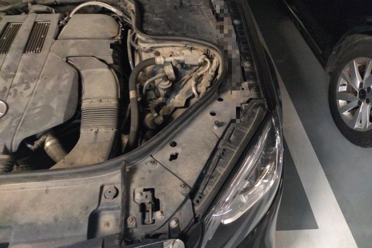 Used Mercedes-Benz S-Class 2014 S 320 L Business Model Engine Bay Left