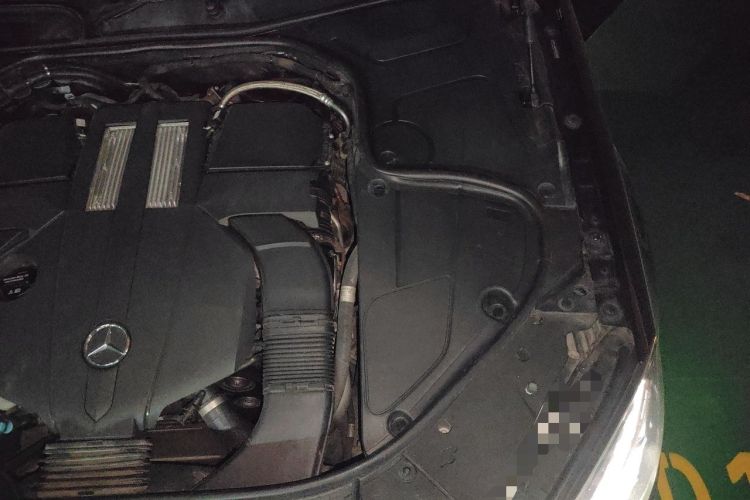 Used Mercedes-Benz S-Class 2014 S 320 L Business Model Engine Bay Left