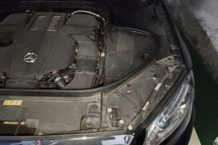 Used Mercedes-Benz S-Class 2014 S 320 L Business Model Engine Bay Left