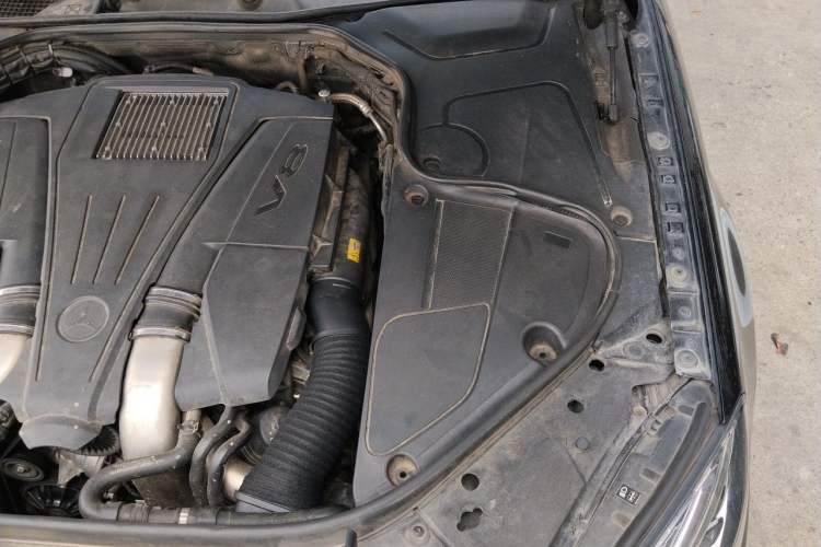 Used Mercedes-Benz S-Class 2014 S 500 L Engine Bay Left