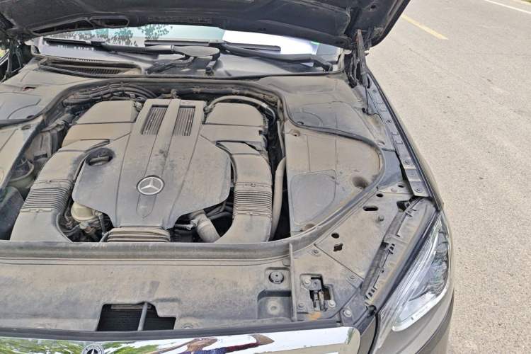 Used Mercedes-Benz S-Class 2014 S 320 L Business Model Engine Bay Left