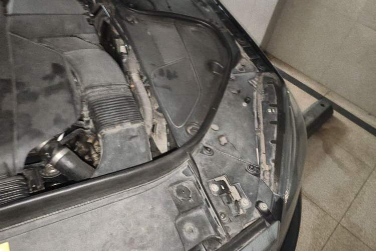 Used Mercedes-Benz S-Class 2014 S 400 L Prestige Edition Engine Bay Left