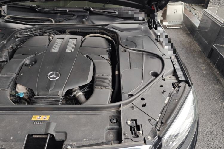 Used Mercedes-Benz S-Class 2014 S 400 L Luxury Model Engine Bay Left