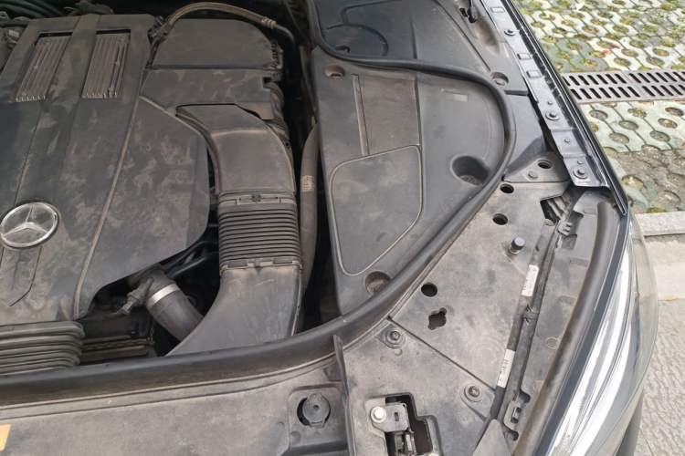 Used Mercedes-Benz S-Class 2014 S 400 L Luxury Model Engine Bay Left