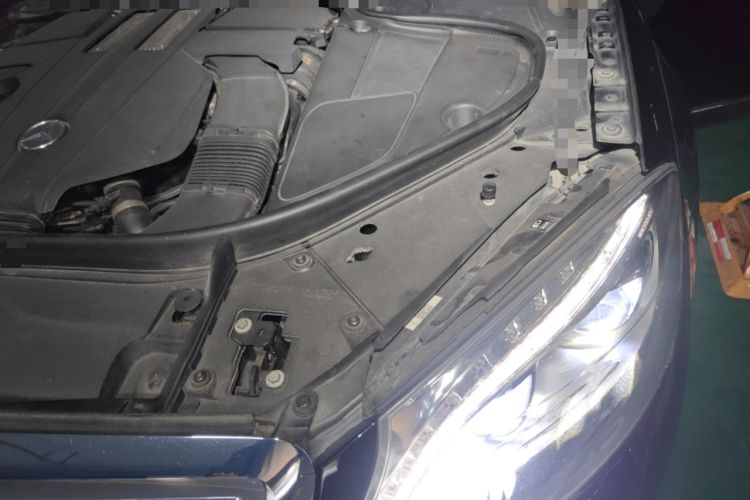 Used Mercedes-Benz S-Class 2014 S 320 L Business Model Engine Bay Left