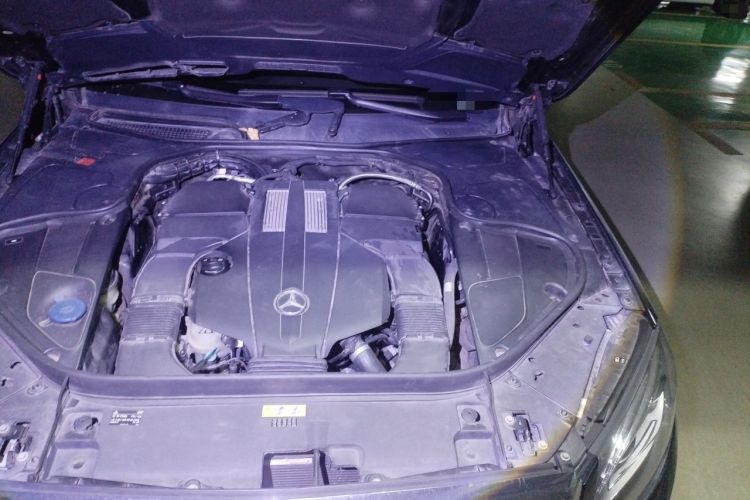 Used Mercedes-Benz S-Class 2014 S 400 L Prestige Edition Engine Bay Left