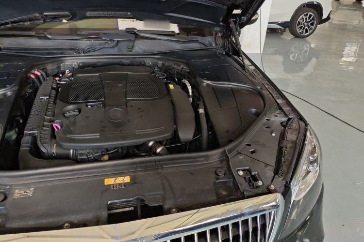 Used Mercedes-Benz S-Class 2014 S 400 L HYBRID Engine Bay Left