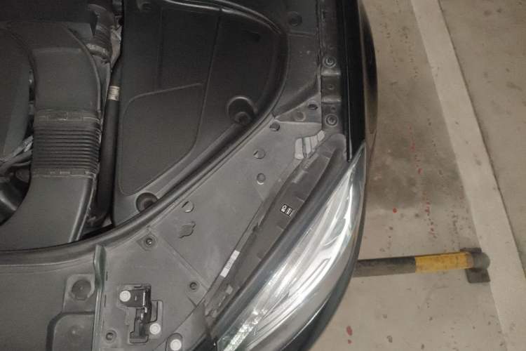 Used Mercedes-Benz S-Class 2014 S 320 L Business Model Engine Bay Left