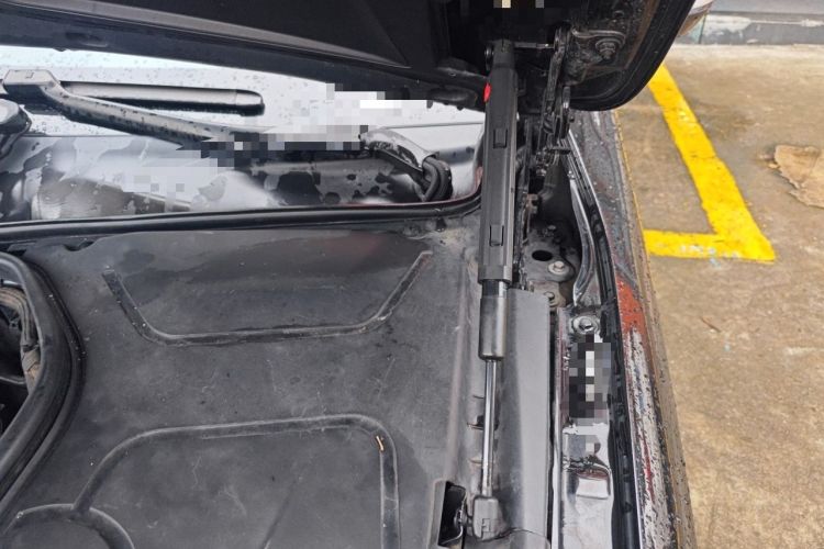 Used Mercedes-Benz S-Class 2014 S 320 L Business Model Engine Bay Left